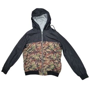 Shaka Wear Men's Camouflage Hooded Jacket - Size Large